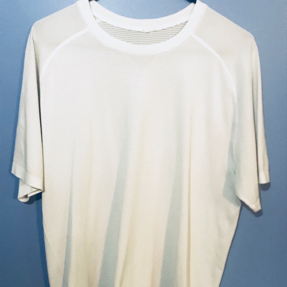 Lululemon Every Day Short Sleeve